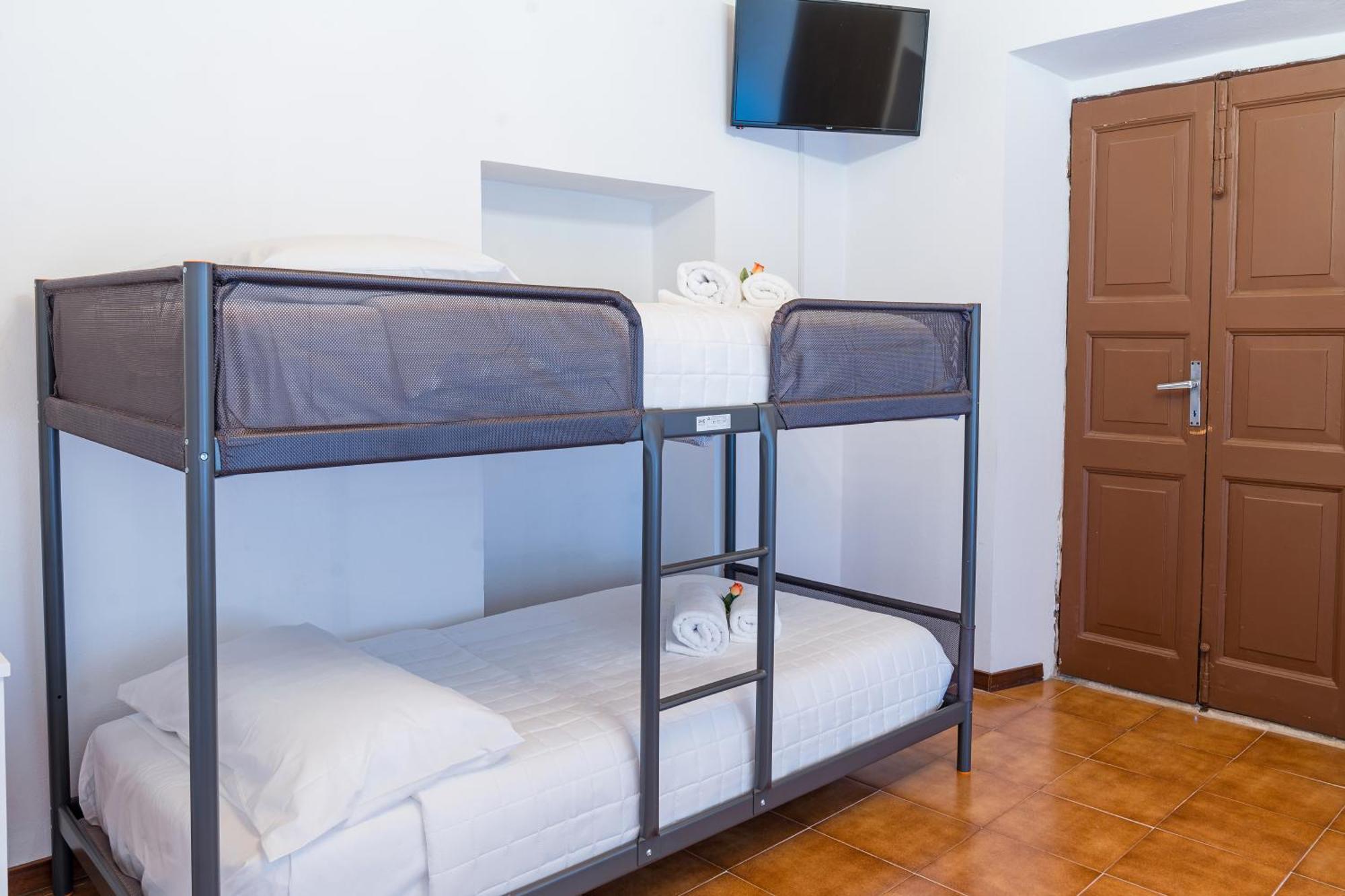 B&B La Corte And Home Restaurant - Free Parking - 10 Minutes To The Lake And Centre Côme Esterno foto